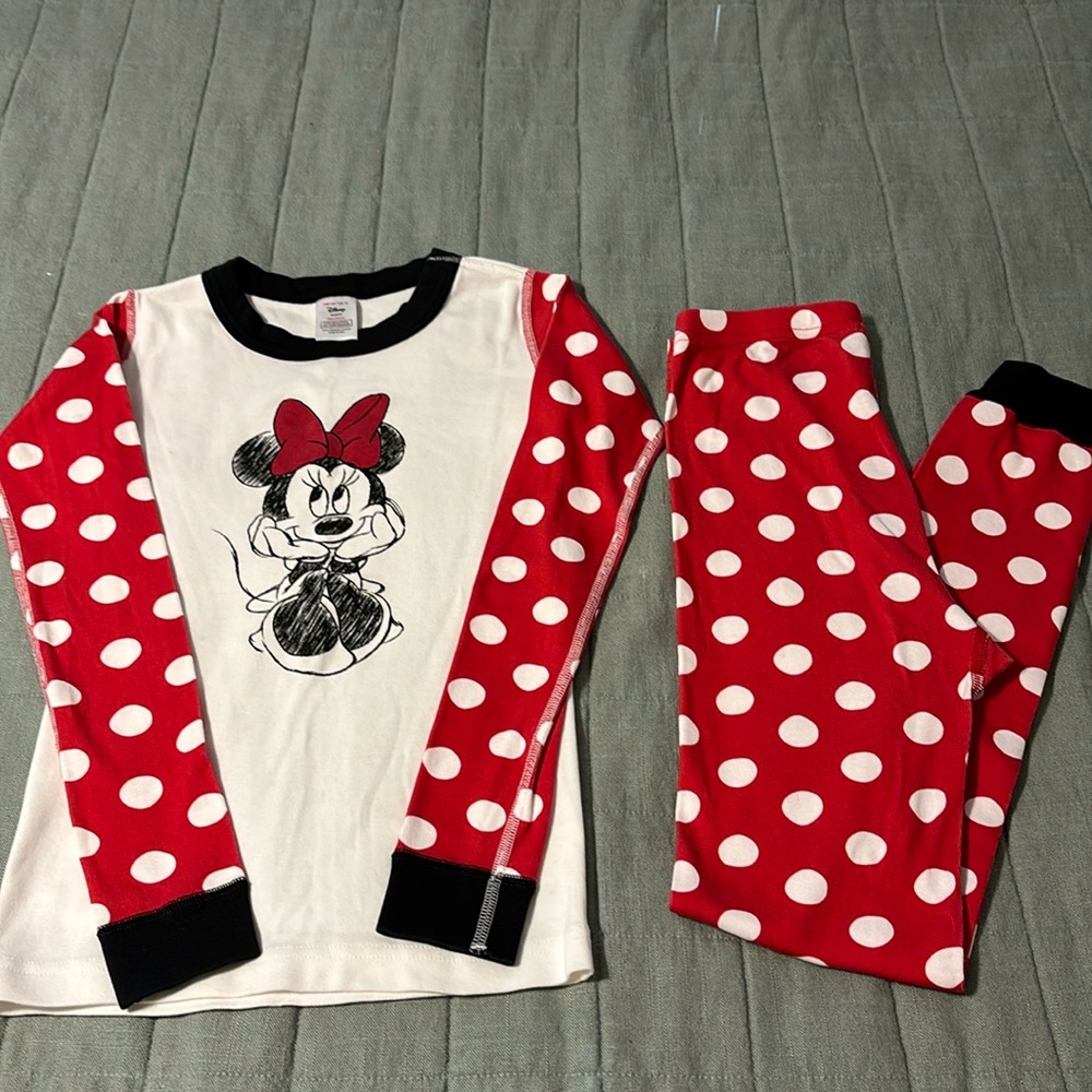 Girls Hanna Andersson pajamas size 10